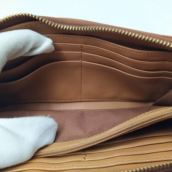 Fossil Brown Leather Zip Around Credit Card Wallet - Picture 10 of 16